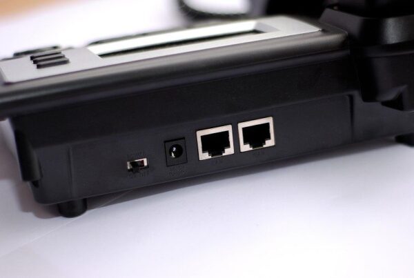 VoIP telefon ZP302 (2*SIP/1*IAX2)-1296